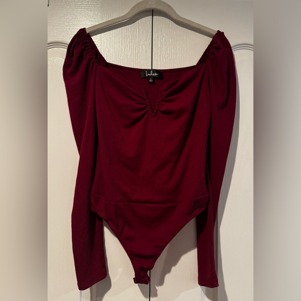 Lulu's Burgundy Wide Neck with V Cutout Long Sleeve Bodysuit - Size L